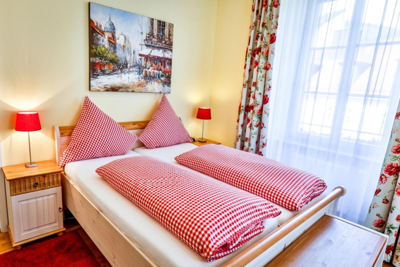 Hotel Zum Goldenen Loewen Baden-Baden Dış mekan fotoğraf
