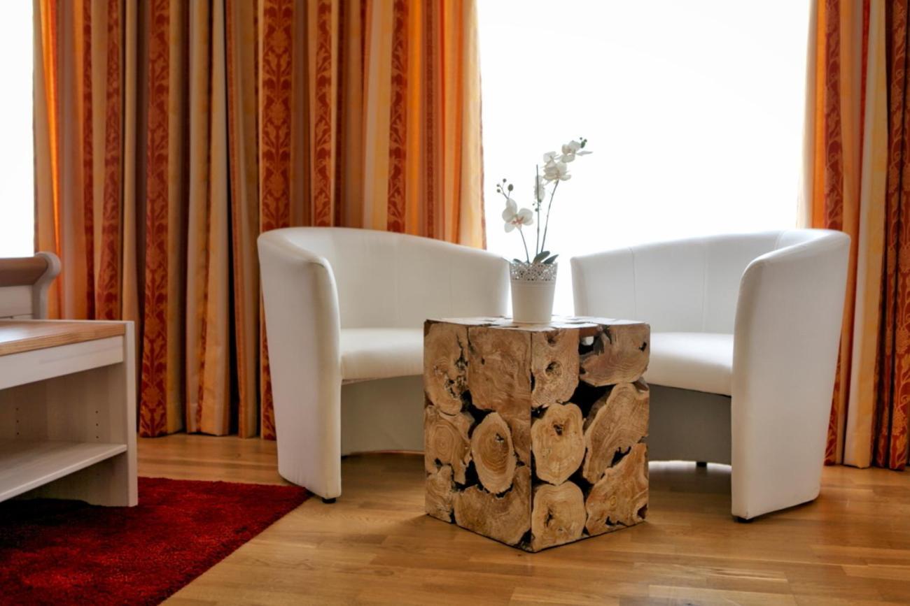 Hotel Zum Goldenen Loewen Baden-Baden Dış mekan fotoğraf